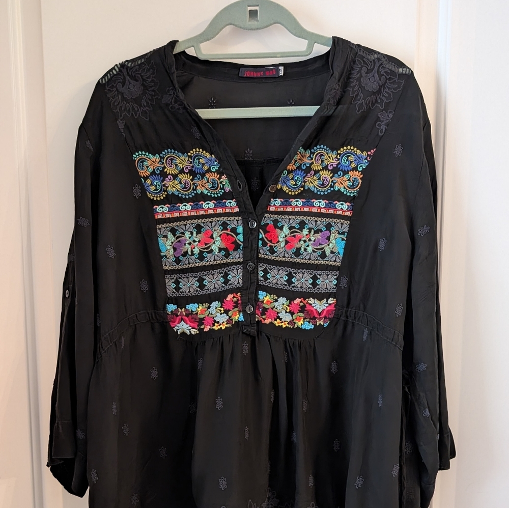 Johnny Was Black Embellished 3/4 Sleeve Blouse